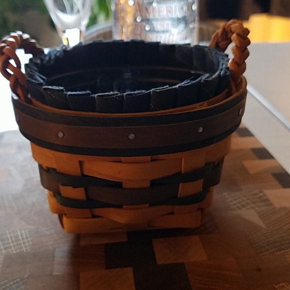 Longaberger Other - 1998 Longaberger Basket